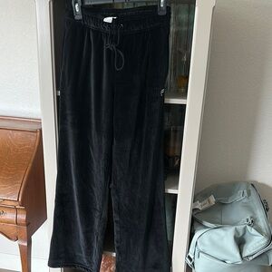 Fabletics Black ribbed Velour Track Pants